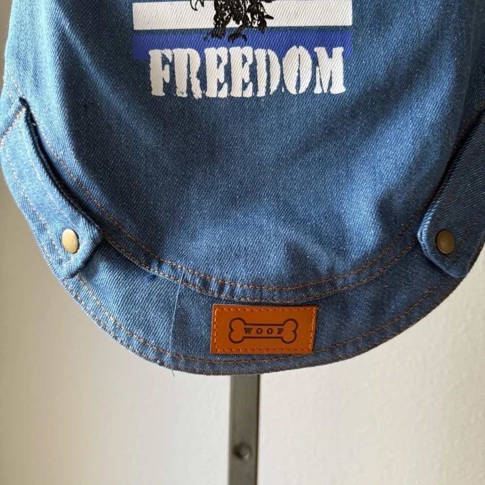 NWT Woof Denim Freedom pet vest size large